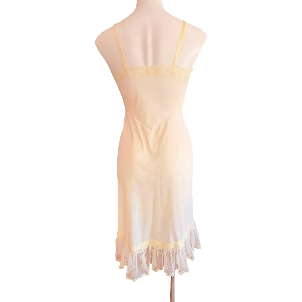 Vintage 1950’s Shadowline Ivory Nylon Full Slip Lace Bodice Ruffle Hem Sz 32